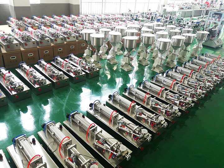 Semi automatic liquid filling machine factory