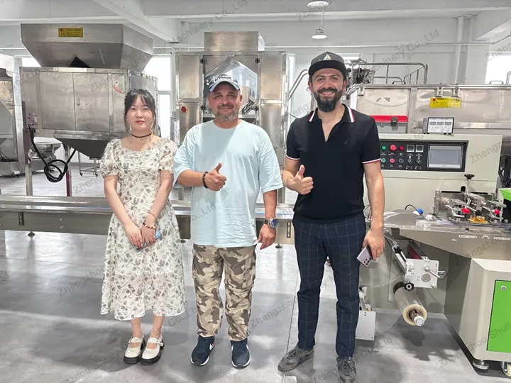 Yatay paketleme makinesi müşteri ziyareti